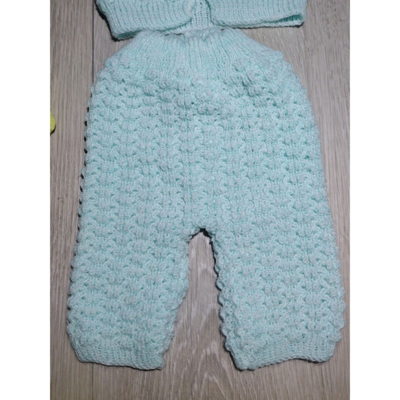 Baby Crochet 0-3months Outfit & 2 Sets Crochet Mittens-Bundle - Picture 3 of 8